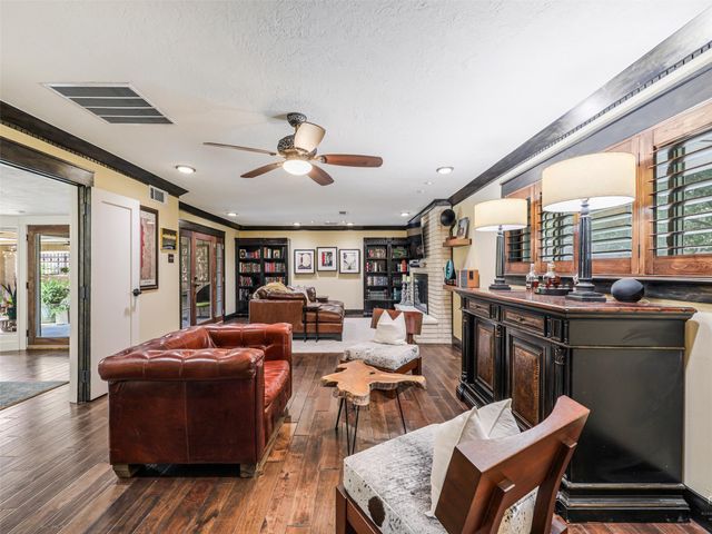 6120 Preston Creek Drive, Dallas, TX 75240
