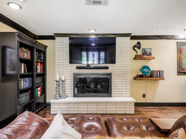 6120 Preston Creek Drive, Dallas, TX 75240