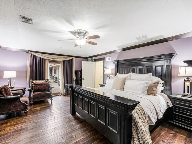 6120 Preston Creek Drive, Dallas, TX 75240