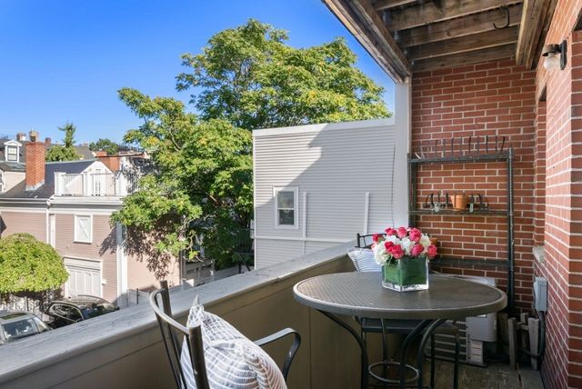 1 Pleasant Street 3, Boston, MA 02129