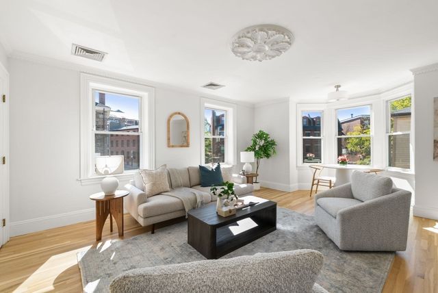 1 Pleasant Street 3, Boston, MA 02129