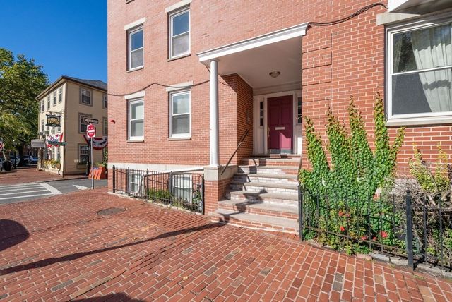 1 Pleasant Street 3, Boston, MA 02129