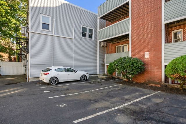 1 Pleasant Street 3, Boston, MA 02129