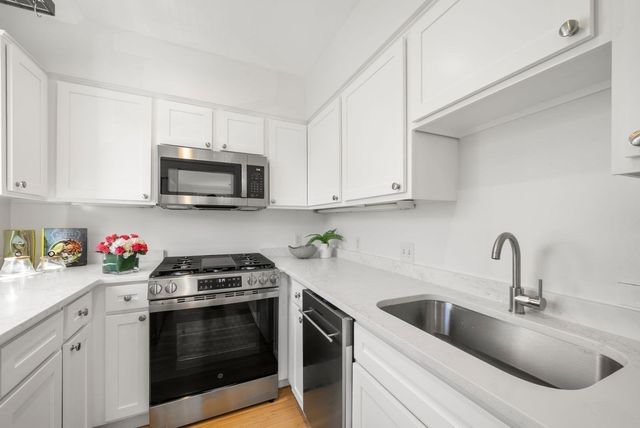 1 Pleasant Street 3, Boston, MA 02129