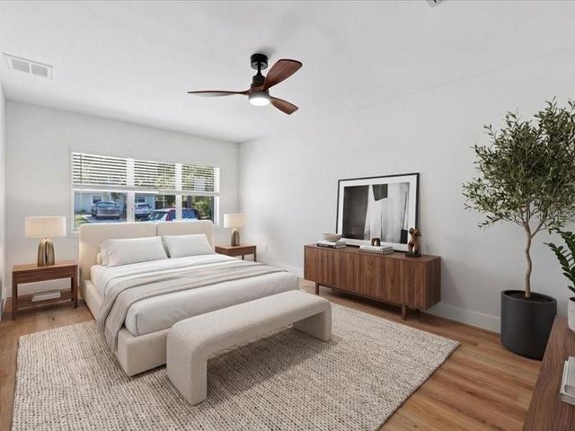 1912 E HANNA AVENUE, Tampa, FL 33610