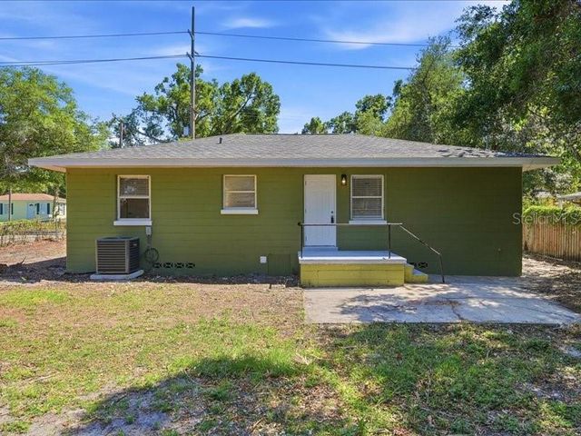 1912 E HANNA AVENUE, Tampa, FL 33610
