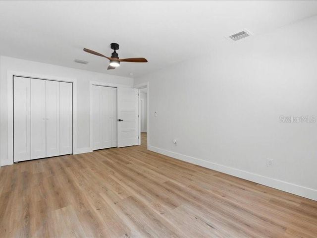 1912 E HANNA AVENUE, Tampa, FL 33610