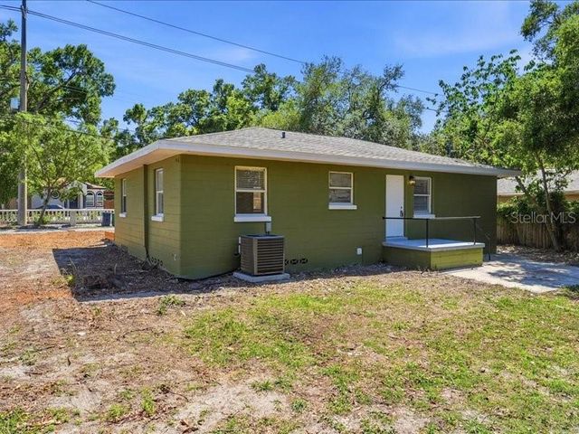 1912 E HANNA AVENUE, Tampa, FL 33610