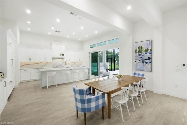 14574 Regatta LN, Naples, FL 34114