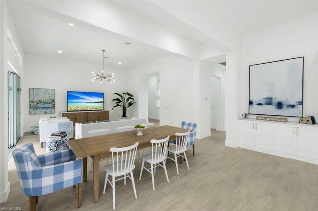 14574 Regatta LN, Naples, FL 34114