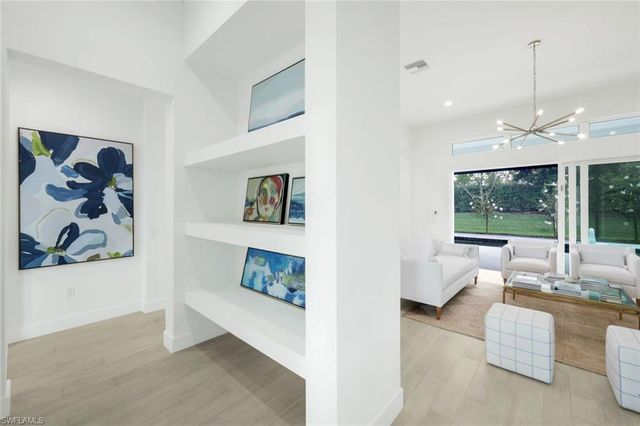 14574 Regatta LN, Naples, FL 34114