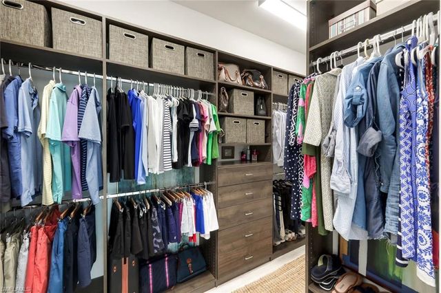 14574 Regatta LN, Naples, FL 34114