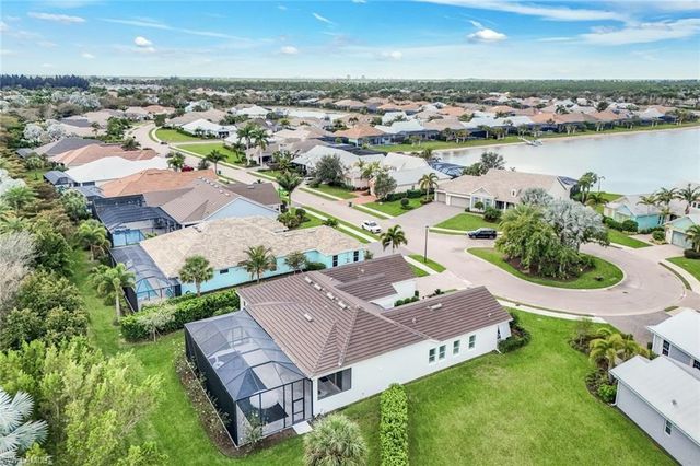 14574 Regatta LN, Naples, FL 34114