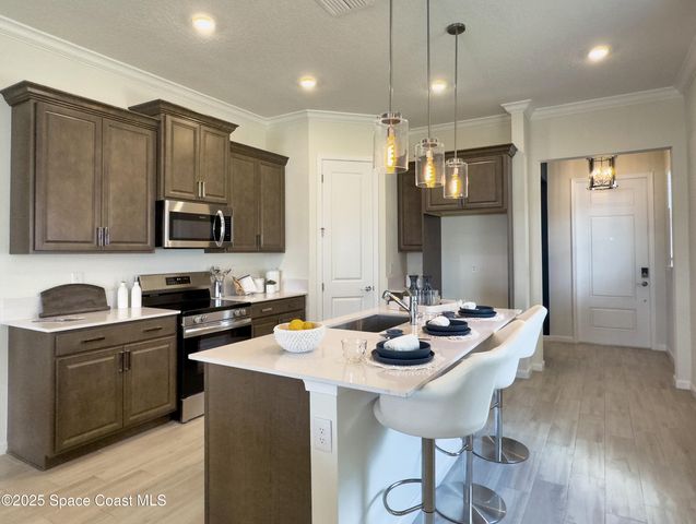 2223 Antarus Drive NW, Palm Bay, FL 32907