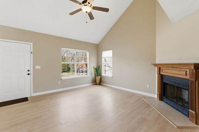 2804 Halifax Ct, Old Hickory, TN 37138