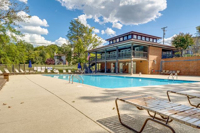 2804 Halifax Ct, Old Hickory, TN 37138