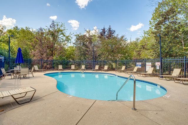 2804 Halifax Ct, Old Hickory, TN 37138