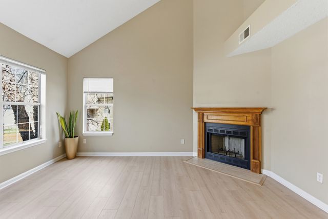 2804 Halifax Ct, Old Hickory, TN 37138