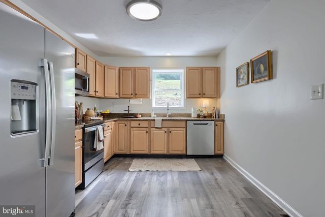 4810 FAKE RD, York, PA 17406