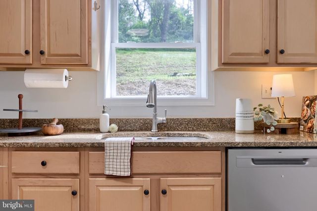 4810 FAKE RD, York, PA 17406