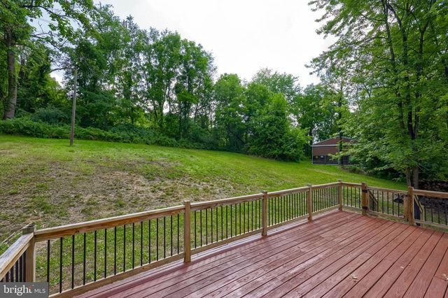 4810 FAKE RD, York, PA 17406