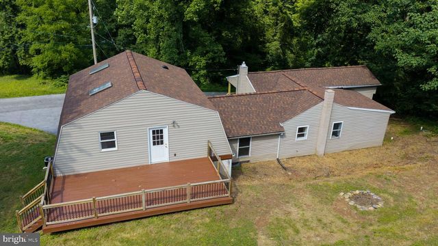 4810 FAKE RD, York, PA 17406