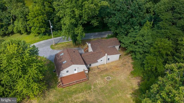 4810 FAKE RD, York, PA 17406