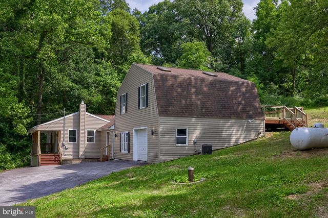 4810 FAKE RD, York, PA 17406
