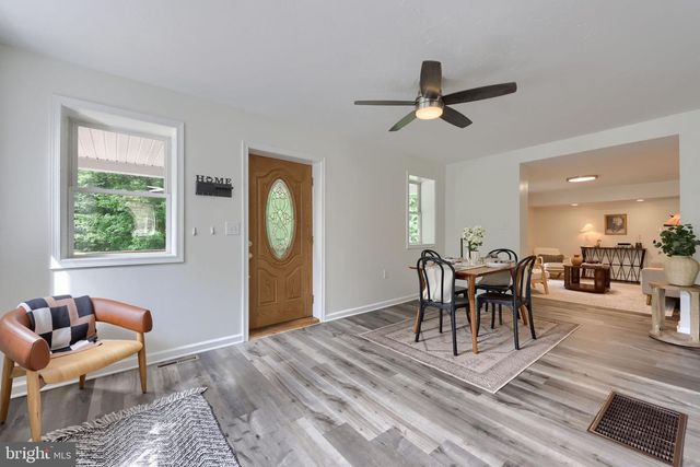 4810 FAKE RD, York, PA 17406