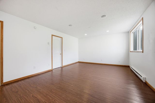 748 14th Avenue W, West Fargo, ND 58078