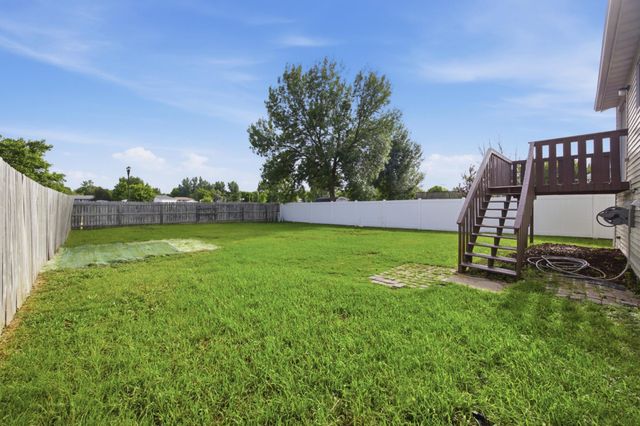 748 14th Avenue W, West Fargo, ND 58078