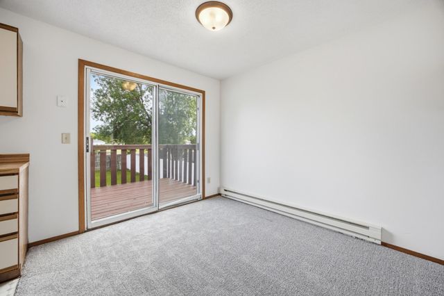 748 14th Avenue W, West Fargo, ND 58078