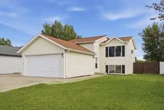 748 14th Avenue W, West Fargo, ND 58078