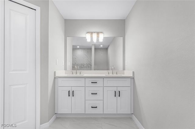 1128 NW 9th TER, Cape Coral, FL 33993