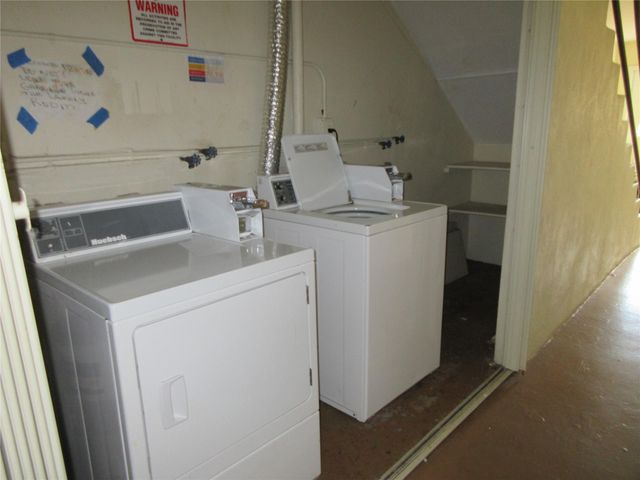 4240 Woodside Dr 4, Coral Springs, FL 33065