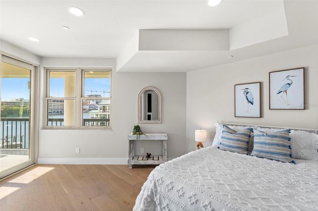 943 SEDDON COVE WAY 943, Tampa, FL 33602