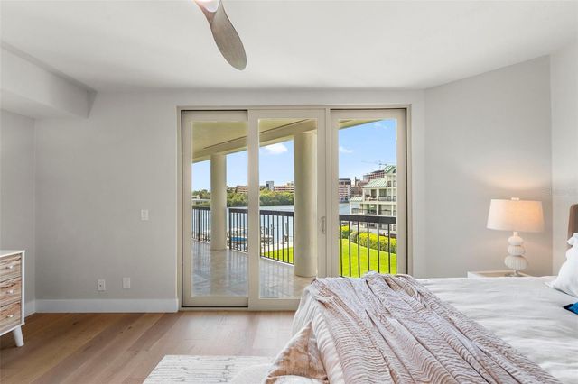 943 SEDDON COVE WAY 943, Tampa, FL 33602