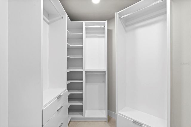 943 SEDDON COVE WAY 943, Tampa, FL 33602