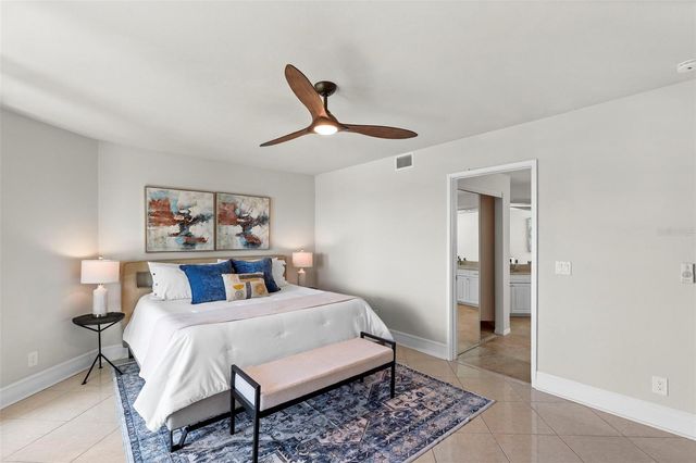 943 SEDDON COVE WAY 943, Tampa, FL 33602