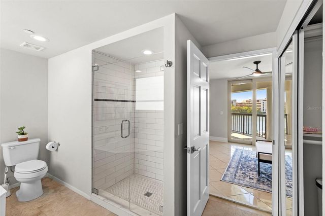 943 SEDDON COVE WAY 943, Tampa, FL 33602