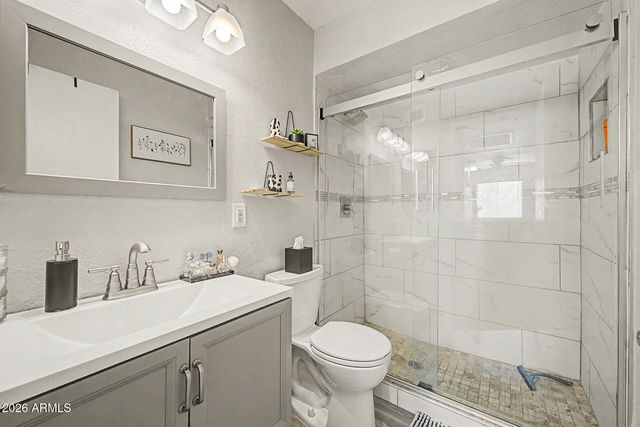 418 E HIDALGO Avenue, Phoenix, AZ 85040