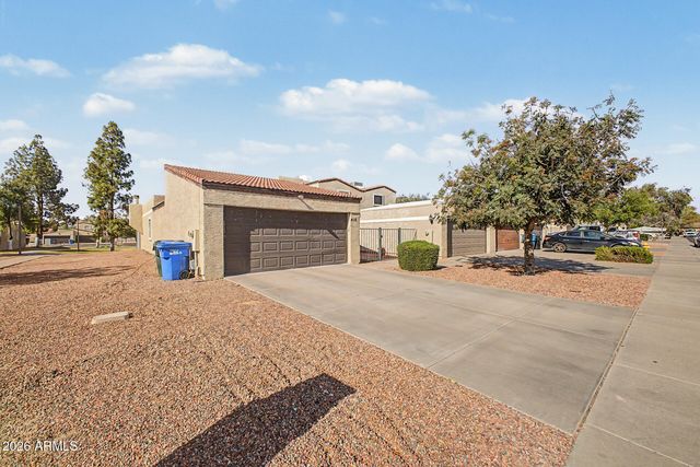 418 E HIDALGO Avenue, Phoenix, AZ 85040