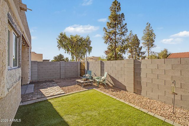 418 E HIDALGO Avenue, Phoenix, AZ 85040