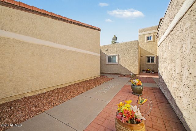 418 E HIDALGO Avenue, Phoenix, AZ 85040