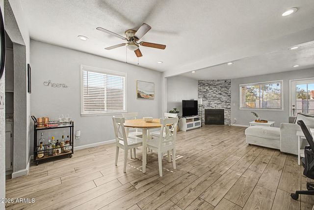 418 E HIDALGO Avenue, Phoenix, AZ 85040