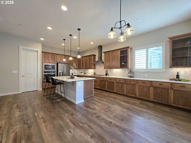 931 W MAGNOLIA Loop, Washougal, WA 98671