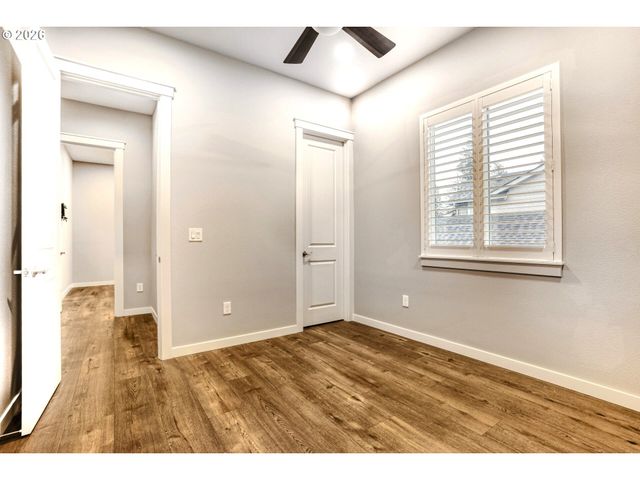 931 W MAGNOLIA Loop, Washougal, WA 98671