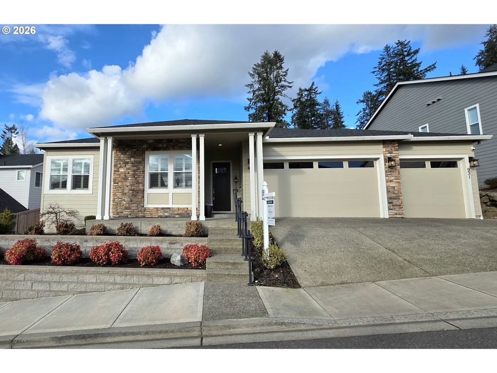 931 W MAGNOLIA Loop, Washougal, WA 98671