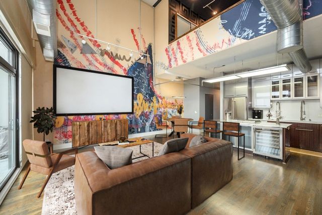 1530 S State Street 1021, Chicago, IL 60605