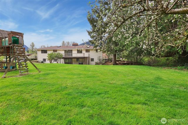620 SE Kramer Place, Issaquah, WA 98027